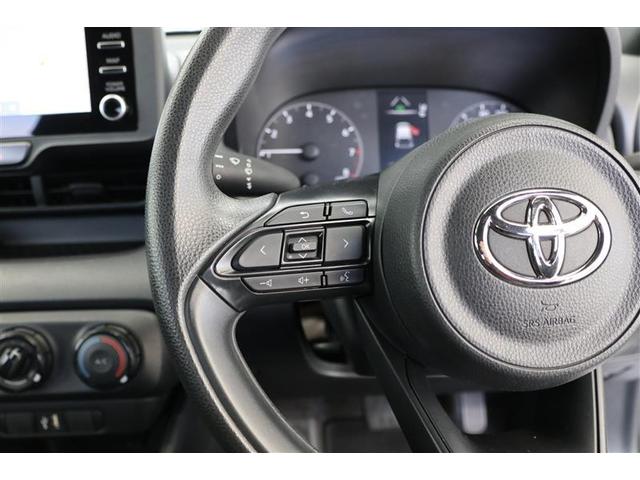 ヤリス Ｘ　レンタアップ　衝突被害軽減ブレーキ　ディスプレイオーディオ　ナビ　Ｂｌｕｅｔｏｏｔｈ接続　バックカメラ　ＥＴＣ　マニュアルエアコン　プッシュスタート　オートハイビーム　マニュアルライトレベライザー（11枚目）