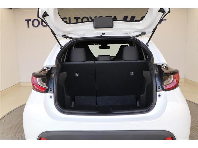 ヤリス Ｘ　レンタアップ　衝突被害軽減ブレーキ　ディスプレイオーディオ　ナビ　Ｂｌｕｅｔｏｏｔｈ接続　バックカメラ　ＥＴＣ　マニュアルエアコン　プッシュスタート　オートハイビーム　マニュアルライトレベライザー（17枚目）