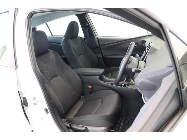 プリウス Ｓ　レンタアップ　衝突被害軽減ブレーキ　純正ナビ　Ｂｌｕｅｔｏｏｔｈ接続　全周囲カメラ　ＥＴＣ　クルーズコントロール　ＬＥＤヘッドライト　オートハイビーム　ステアリングスイッチ　プッシュスタート（15枚目）