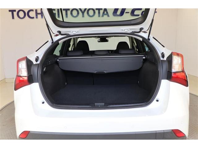 プリウス Ｓ　レンタアップ　衝突被害軽減ブレーキ　純正ナビ　Ｂｌｕｅｔｏｏｔｈ接続　全周囲カメラ　ＥＴＣ　クルーズコントロール　ＬＥＤヘッドライト　オートハイビーム　ステアリングスイッチ　プッシュスタート（17枚目）