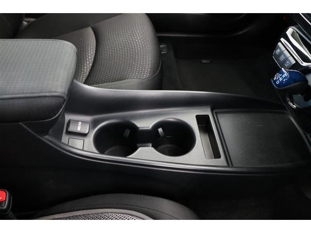 プリウス Ｓ　レンタアップ　衝突被害軽減ブレーキ　純正ナビ　Ｂｌｕｅｔｏｏｔｈ接続　全周囲カメラ　ＥＴＣ　クルーズコントロール　ＬＥＤヘッドライト　オートハイビーム　ステアリングスイッチ　プッシュスタート（26枚目）