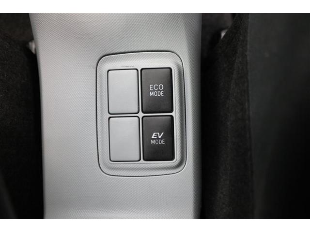 アクア Ｓ　純正ナビ　ＣＤ　ワンセグＴＶ　Ｂｌｕｅｔｏｏｔｈ接続　バックカメラ　ＥＴＣ　電動格納ミラー　オートエアコン　プッシュスタート　ステアリングスイッチ　マニュアルライトレベライザー　ドアバイザー（12枚目）