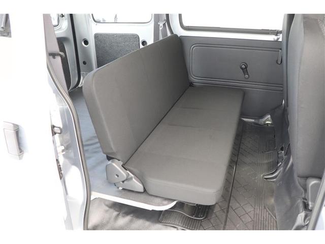 ハイゼットカーゴ ＤＸ　ＳＡＩＩＩ　衝突被害軽減ブレーキ　メモリナビ　ＣＤ　ワンセグＴＶ　Ｂｌｕｅｔｏｏｔｈ接続　ＥＴＣ　アイドリングストップ　ＬＥＤヘッドライト　オートハイビーム　キーレスエントリ　パワーウィンドウ　マニュアルエアコン（14枚目）