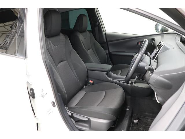 プリウス Ｓ　ワンオーナー　衝突被害軽減ブレーキ　純正９インチナビ　ＣＤ／ＤＶＤ　フルセグＴＶ　Ｂｌｕｅｔｏｏｔｈ接続　バックカメラ　ＥＴＣ２．０　クルーズコントロール　ＬＥＤヘッドライト　プッシュスタート（15枚目）