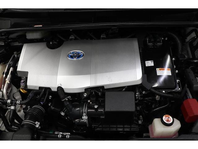 プリウス Ｓ　ワンオーナー　衝突被害軽減ブレーキ　純正９インチナビ　ＣＤ／ＤＶＤ　フルセグＴＶ　Ｂｌｕｅｔｏｏｔｈ接続　バックカメラ　ＥＴＣ２．０　クルーズコントロール　ＬＥＤヘッドライト　プッシュスタート（21枚目）