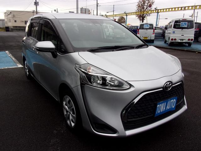 シエンタ Ｘ　車いす移動車　トヨタセーフティセンス　スロープタイプ３と助手席回転シート付　車高降下装置　電動固定装置　後退防止ベルト　片側電動スライドドア　ワンオーナー　助手席側セカンドシートなし　キーレス　手すり（7枚目）