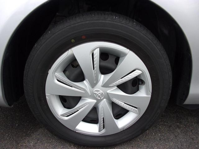 シエンタ Ｘ　車いす移動車　トヨタセーフティセンス　スロープタイプ３と助手席回転シート付　車高降下装置　電動固定装置　後退防止ベルト　片側電動スライドドア　ワンオーナー　助手席側セカンドシートなし　キーレス　手すり（49枚目）