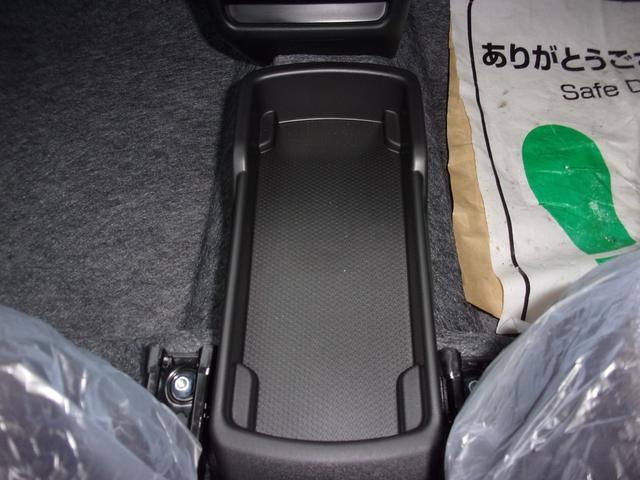 キャロル ＧＬ　届出済未使用車　アップグレードパッケージ　デュアルカメラブレーキサポート　誤発進抑制機能（前進・後退）　車線逸脱警報　ハイビームアシスト機能　シートヒーター（運転席・助手席）　フルオートエアコン（26枚目）
