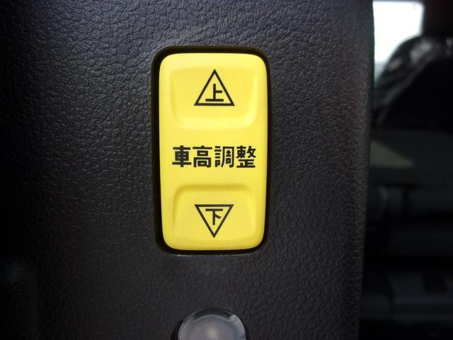 ラクティス Ｘ　車いす仕様車タイプ１　助手席側リヤシート付　後退防止ベルト　車高降下装置　電動固定装置　ワンオーナー　純正ナビ　ワンセグＴＶ　バックカメラ　電動格納ミラー　走行距離８千ｋｍ台　キーレス（40枚目）
