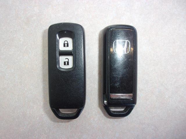 Ｎ－ＯＮＥ プレミアム・Ｌパッケージ　純正ナビ　バックカメラ　純正アルミホイール　ドラレコ（前後）　スマートキー　プッシュスタート　アイドリングストップ　オートライト　オートエアコン　ＥＴＣ　エンジンスターター（39枚目）