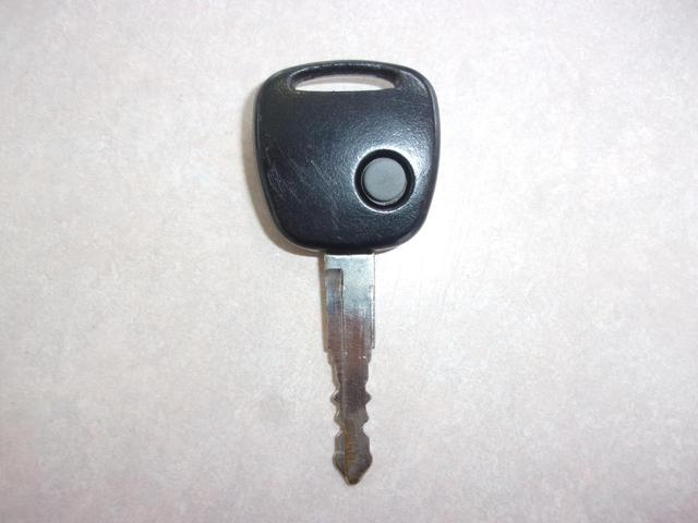 アルト ＶＰ　レーダーブレーキサポート装着車　キーレス　フルフラット（28枚目）