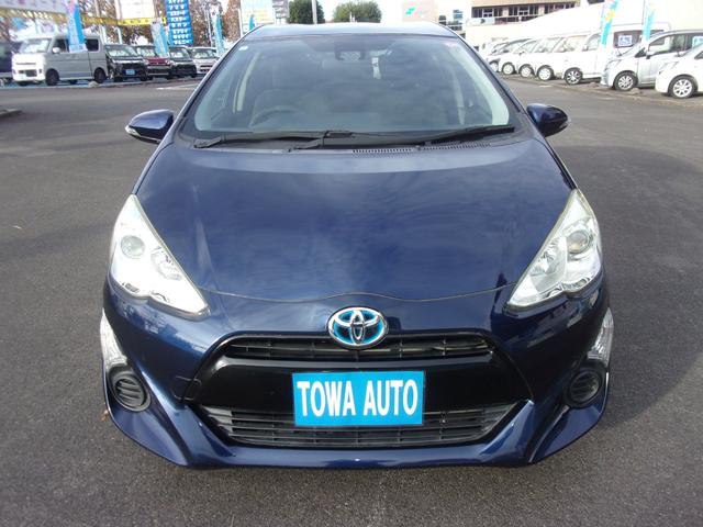 アクア Ｓスタイルブラック　トヨタセーフティセンス　純正ナビ　ＥＴＣ　地デジ　ＣＤ／ＤＶＤ　Ｂｌｕｅｔｏｏｔｈ　スマートキー　アイドリングストップ　オートライト　オートエアコン　バックカメラ　電動格納ミラー（3枚目）