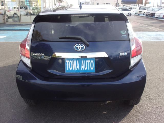 アクア Ｓスタイルブラック　トヨタセーフティセンス　純正ナビ　ＥＴＣ　地デジ　ＣＤ／ＤＶＤ　Ｂｌｕｅｔｏｏｔｈ　スマートキー　アイドリングストップ　オートライト　オートエアコン　バックカメラ　電動格納ミラー（4枚目）