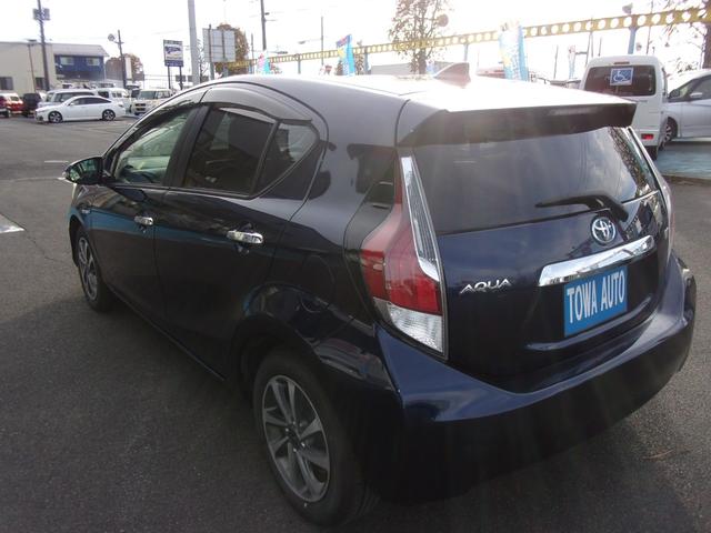 アクア Ｓスタイルブラック　トヨタセーフティセンス　純正ナビ　ＥＴＣ　地デジ　ＣＤ／ＤＶＤ　Ｂｌｕｅｔｏｏｔｈ　スマートキー　アイドリングストップ　オートライト　オートエアコン　バックカメラ　電動格納ミラー（10枚目）