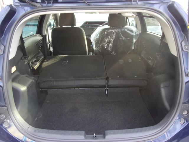 アクア Ｓスタイルブラック　トヨタセーフティセンス　純正ナビ　ＥＴＣ　地デジ　ＣＤ／ＤＶＤ　Ｂｌｕｅｔｏｏｔｈ　スマートキー　アイドリングストップ　オートライト　オートエアコン　バックカメラ　電動格納ミラー（14枚目）