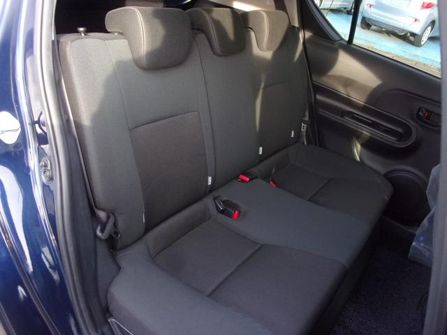 アクア Ｓスタイルブラック　トヨタセーフティセンス　純正ナビ　ＥＴＣ　地デジ　ＣＤ／ＤＶＤ　Ｂｌｕｅｔｏｏｔｈ　スマートキー　アイドリングストップ　オートライト　オートエアコン　バックカメラ　電動格納ミラー（16枚目）