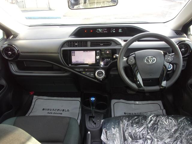 アクア Ｓスタイルブラック　トヨタセーフティセンス　純正ナビ　ＥＴＣ　地デジ　ＣＤ／ＤＶＤ　Ｂｌｕｅｔｏｏｔｈ　スマートキー　アイドリングストップ　オートライト　オートエアコン　バックカメラ　電動格納ミラー（17枚目）