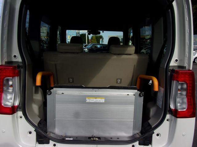 タント Ｌ　ＳＡＩＩ　スローパー　リアシート付　電動ウィンチ　リモコン　固定ベルト　手すり　スマートアシスト　ドラレコ　ＥＴＣ　キーレス　アイドリングストップ　電動格納ミラー（10枚目）