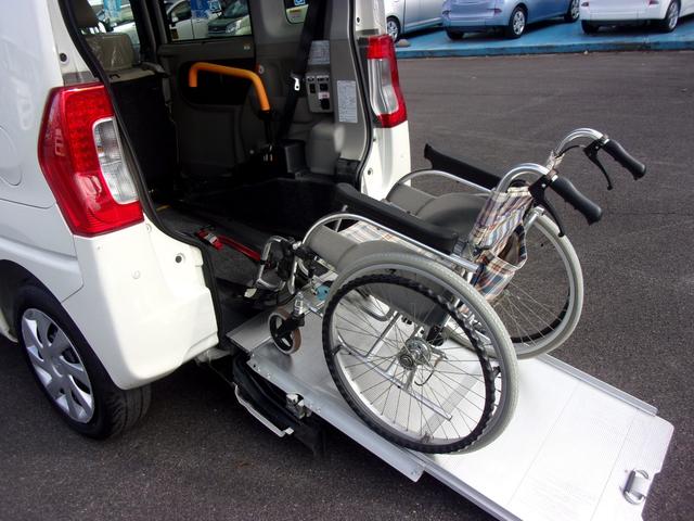 タント Ｌ　ＳＡＩＩ　スローパー　リアシート付　電動ウィンチ　リモコン　固定ベルト　手すり　スマートアシスト　ドラレコ　ＥＴＣ　キーレス　アイドリングストップ　電動格納ミラー（16枚目）