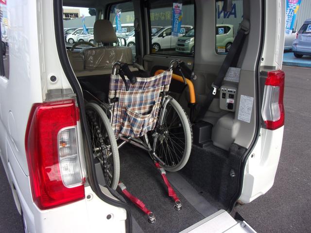 タント Ｌ　ＳＡＩＩ　スローパー　リアシート付　電動ウィンチ　リモコン　固定ベルト　手すり　スマートアシスト　ドラレコ　ＥＴＣ　キーレス　アイドリングストップ　電動格納ミラー（17枚目）