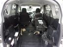 Ｘ　車いす移動車　トヨタセーフティセンス　スロープタイプ３と助手席回転シート付　車高降下装置　電動固定装置　後退防止ベルト　片側電動スライドドア　ワンオーナー　助手席側セカンドシートなし　キーレス　手すり（15枚目）