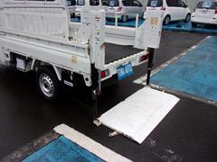 ミニキャブトラック Ｖタイプ　新明和製すいちょくゲート付（ＲＣ０３−２１１Ｍ系）　５ＭＴ　４ＷＤ　リモコン付 0400696A30241023W001 5