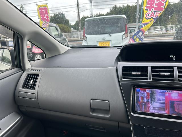 プリウスアルファ Ｓ　ＥＴＣ　バックカメラ　ＴＶ　アルミホイール　オートライト　スマートキー　電動格納ミラー　ＣＶＴ　盗難防止システム　衝突安全ボディ　ＡＢＳ　ＣＤ　ＤＶＤ再生　Ｂｌｕｅｔｏｏｔｈ　エアコン（42枚目）