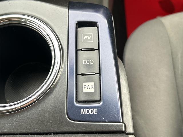 プリウスアルファ Ｓ　ＥＴＣ　バックカメラ　ＴＶ　アルミホイール　オートライト　スマートキー　電動格納ミラー　ＣＶＴ　盗難防止システム　衝突安全ボディ　ＡＢＳ　ＣＤ　ＤＶＤ再生　Ｂｌｕｅｔｏｏｔｈ　エアコン（46枚目）