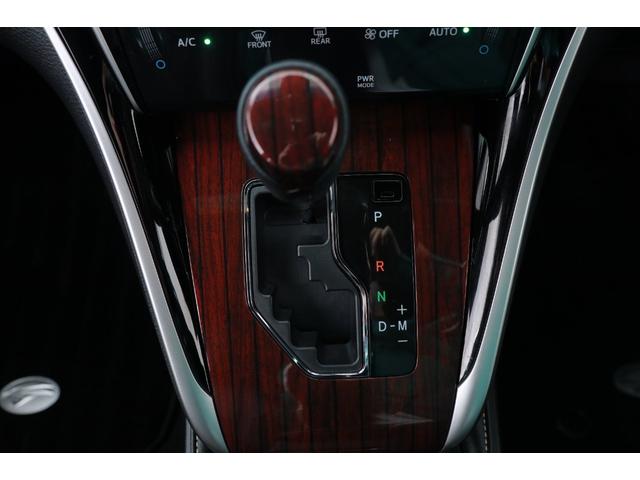 プレミアム SDナビ 後席モニター バックモニター LEDライト スマートキー レーダークルーズ プリクラッシュセーフティ パワーバックドア ワンオーナー(8枚目)