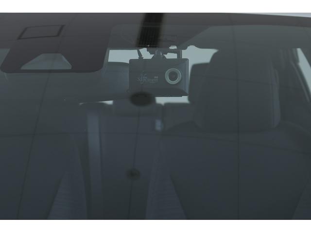 ヤリス ハイブリッドＺ　衝突被害軽減ブレーキ　純正８インチＤＡナビ　全周囲カメラ　ＢＳＭ　スマートキー　ＥＴＣ２．０　レーダークルーズ　オートハイビーム　車線逸脱警報　クリアランスソナー　シートヒーター　前後ドラレコ　ＬＥＤライト　Ｂｌｕｅｔｏｏｔｈ接続　横滑防止装置（31枚目）