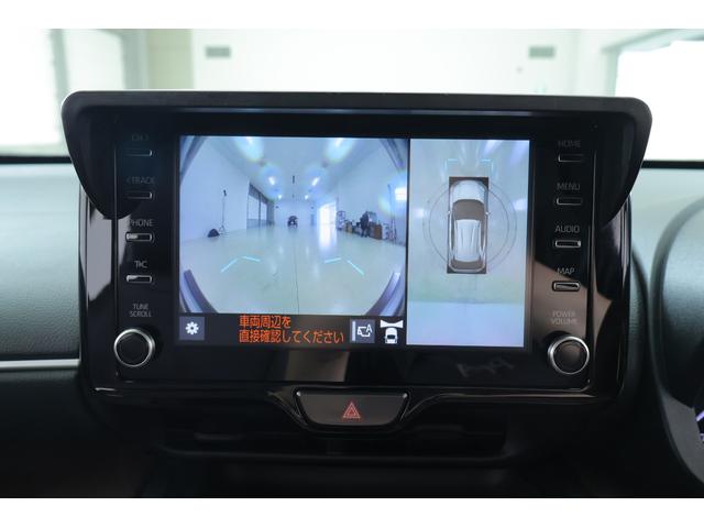 ヤリスクロス ハイブリッドＺ　衝突被害軽減ブレーキ　８インチＤＡナビ地デジ　全周囲カメラ　ＢＳＭ　スマートキー　レーダークルーズ　オートハイビーム　車線逸脱警報　クリアランスソナー　パワーシート　シートヒーター　ＡＣ１００Ｖ－１５００Ｗ　前後ドラレコ　パワーバックドア（17枚目）
