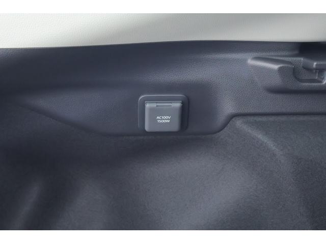 プリウス Ｚ　４ＷＤ　衝突被害軽減ブレーキ　１２．３インチＤＡ地デジ　全周囲カメラ　ＥＴＣ２．０　レーダークルーズ　ＢＳＭ　クリアランスソナー　オートハイビーム　車線逸脱警報　シートヒーター＆クール　ステアリングヒーター　ＡＣ１００Ｖ－１５００Ｗ　パワーバックドア（47枚目）