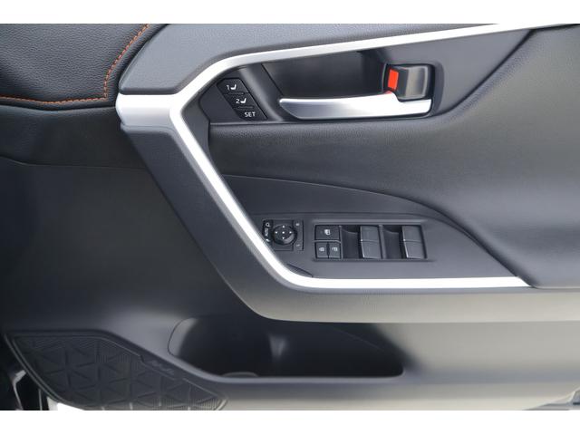 ＲＡＶ４ アドベンチャー　４ＷＤ　衝突被害軽減ブレーキ　前後ドラレコ　純正１０．５インチＤＡ　地デジＴＶ　バックカメラ　ＢＳＭ　レーダークルーズ　車線逸脱警報　クリアランスソナー　ＥＴＣ２．０　シートヒーター＆クール　ステアリングヒーター　横滑り防止装置　ワンオーナー（38枚目）
