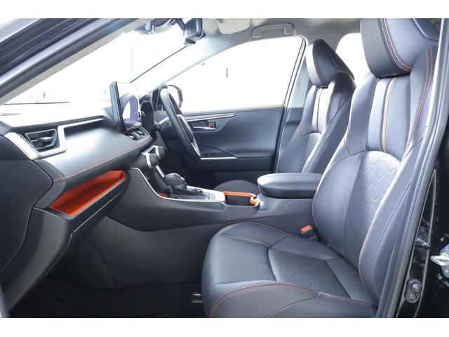 ＲＡＶ４ アドベンチャー　４ＷＤ　衝突被害軽減ブレーキ　前後ドラレコ　純正１０．５インチＤＡ　地デジＴＶ　バックカメラ　ＢＳＭ　レーダークルーズ　車線逸脱警報　クリアランスソナー　ＥＴＣ２．０　シートヒーター＆クール　ステアリングヒーター　横滑り防止装置　ワンオーナー（41枚目）