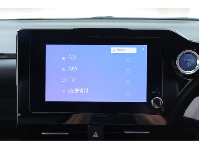 ヴォクシー ハイブリッドＳ－Ｚ　衝突被害軽減ブレーキ　レーダークルーズ　純正８型ＤＡ　地デジＴＶ　バックカメラ　スマートキー　ＥＴＣ２．０　オートハイビーム　車線逸脱警報　クリアランスソナー　両側電動ドア　シートヒーター　ＡＣ１００Ｖ－１５００Ｗ　ドラレコ　ワンオーナー（16枚目）