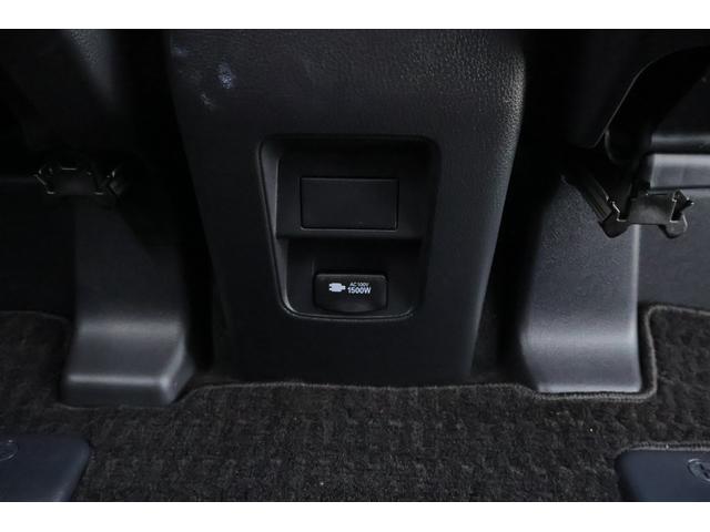 ヴォクシー ハイブリッドＳ－Ｚ　衝突被害軽減ブレーキ　レーダークルーズ　純正８型ＤＡ　地デジＴＶ　バックカメラ　スマートキー　ＥＴＣ２．０　オートハイビーム　車線逸脱警報　クリアランスソナー　両側電動ドア　シートヒーター　ＡＣ１００Ｖ－１５００Ｗ　ドラレコ　ワンオーナー（41枚目）