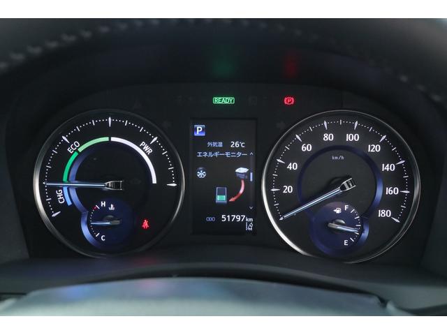 アルファードハイブリッド Ｓ　タイプゴールドＩＩ　４ＷＤ　衝突被害軽減ブレーキ　ＢＳＭ　９型ＤＡナビ　地デジＴＶ　バックカメラ　ＥＴＣ２．０　レーダークルーズ　車線逸脱警報　オートハイビーム　クリアランスソナー　両側電動ドア　ＡＣ１００Ｖ－１５００Ｗ　パワーバックドア　３眼ＬＥＤライト（16枚目）