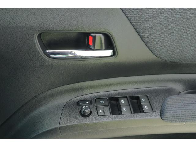 シエンタ ハイブリッドＧ　衝突被害軽減ブレーキ　純正ＳＤナビ　地デジＴＶ　バックカメラ　スマートキー　ＥＴＣ　車線逸脱警報　オートハイビーム　両側電動ドア　先行車発進お知らせ機能　ＬＥＤヘッドライト　前後ドラレコ　Ｂｌｕｅｔｏｏｔｈ接続　横滑り防止装置（27枚目）