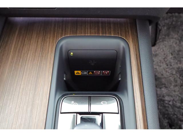 クラウン Ｚ　衝突被害軽減ブレーキ　１２．３インチＤＡナビ　地デジＴＶ　全周囲カメラ　ＢＳＭ　レーダークルーズ　車線逸脱警報　クリアランスソナー　ＥＴＣ２．０　シートヒーター＆クール　ＡＣ１００Ｖ－１５００Ｗ　デジタルミラー　前後ドラレコ　４眼ＬＥＤライト　ワンオーナー（30枚目）