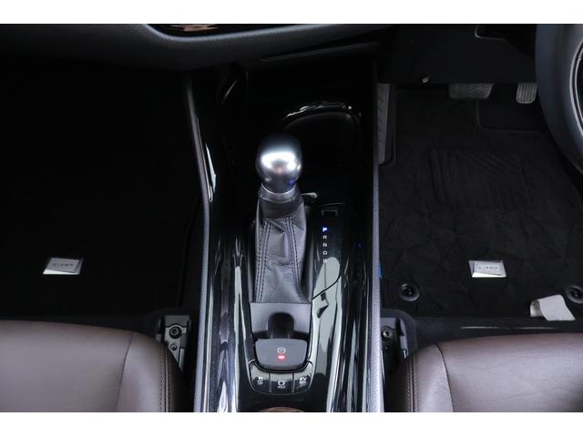 Ｃ－ＨＲ Ｇ　衝突被害軽減ブレーキ　純正９インチナビ　地デジＴＶ　バックカメラ　ＢＳＭ　スマートキー　ＥＴＣ２．０　レーダークルーズ　車線逸脱警報　オートハイビーム　クリアランスソナー　シートヒーター　Ｂｌｕｅｔｏｏｔｈ接続　ドラレコ　ＬＥＤライト　横滑り防止装置（26枚目）