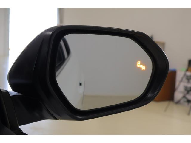Ｃ－ＨＲ Ｇ　衝突被害軽減ブレーキ　純正９インチナビ　地デジＴＶ　バックカメラ　ＢＳＭ　スマートキー　ＥＴＣ２．０　レーダークルーズ　車線逸脱警報　オートハイビーム　クリアランスソナー　シートヒーター　Ｂｌｕｅｔｏｏｔｈ接続　ドラレコ　ＬＥＤライト　横滑り防止装置（33枚目）