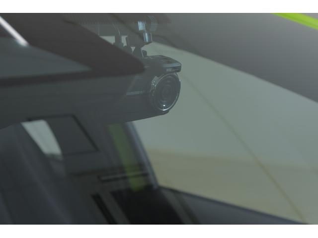 ヤリス Ｘ　衝突被害軽減ブレーキ　純正８インチＤＡナビ　バックカメラ　スマートキー　ＥＴＣ　オートハイビーム　車線逸脱警報　クリアランスソナー　前後ドラレコ　先行車発進告知機能　電動格納ミラー　Ｂｌｕｅｔｏｏｔｈ接続　横滑り防止装置（30枚目）