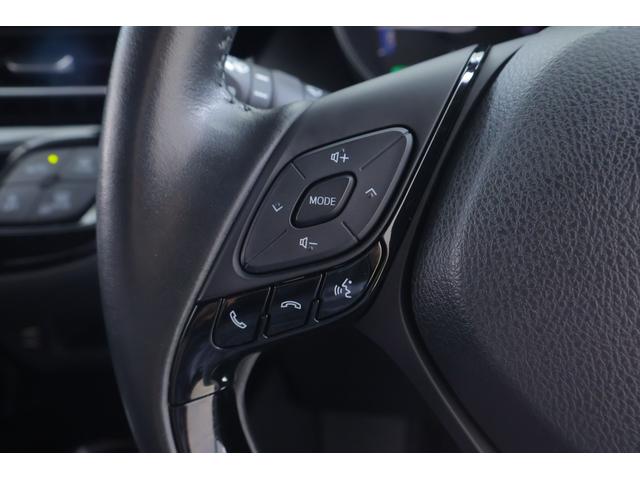 Ｃ－ＨＲ Ｇ　衝突被害軽減ブレーキ　レーダークルーズ　オートハイビーム　８インチディスプレイオーディオ　ＢＳＭ　スマートキー　ＥＴＣ　車線逸脱警報　Ｂｌｕｅｔｏｏｔｈ接続　ＬＥＤヘッドライト　純正１８インチＡＷ　横滑り防止装置（18枚目）
