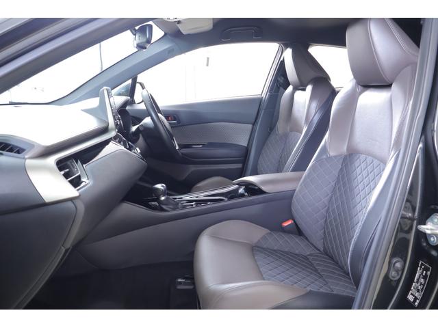 Ｃ－ＨＲ Ｇ　衝突被害軽減ブレーキ　レーダークルーズ　オートハイビーム　８インチディスプレイオーディオ　ＢＳＭ　スマートキー　ＥＴＣ　車線逸脱警報　Ｂｌｕｅｔｏｏｔｈ接続　ＬＥＤヘッドライト　純正１８インチＡＷ　横滑り防止装置（34枚目）