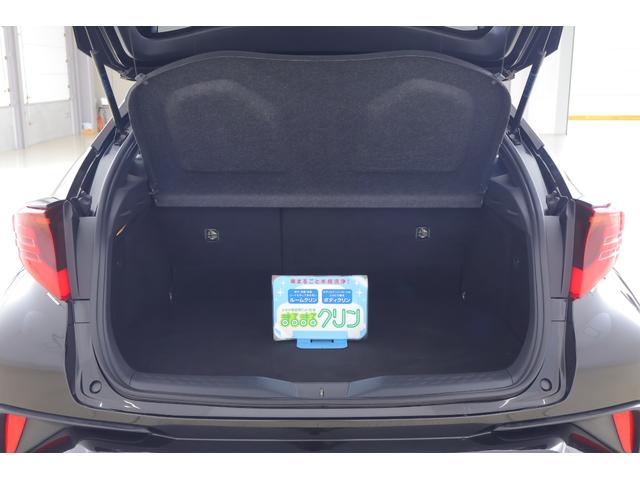 Ｃ－ＨＲ Ｇ　衝突被害軽減ブレーキ　レーダークルーズ　オートハイビーム　８インチディスプレイオーディオ　ＢＳＭ　スマートキー　ＥＴＣ　車線逸脱警報　Ｂｌｕｅｔｏｏｔｈ接続　ＬＥＤヘッドライト　純正１８インチＡＷ　横滑り防止装置（37枚目）