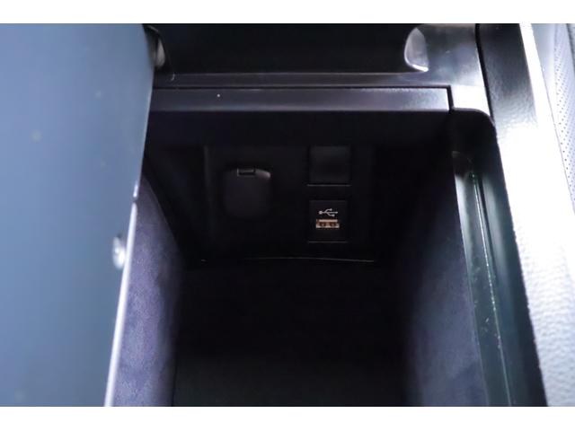 クラウンクロスオーバー Ｇアドバンスド・レザーパッケージ　４ＷＤ　１２．３インチＤＡ　地デジＴＶ　全周囲カメラ　ＢＳＭ　衝突被害軽減ブレーキ　レーダークルーズ　クリアランスソナー　ＥＴＣ２．０　シートヒーター＆クール　ＡＣ１００Ｖ－１５００Ｗ　前後ドラレコ　４眼ＬＥＤライト　バイトーン（42枚目）