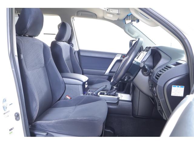 ランドクルーザープラド ＴＸ　４ＷＤ　モデリスタフルエアロ　衝突被害軽減ブレーキ　純正ＳＤナビＴＶ　バックカメラ　スマートキー　ＥＴＣ２．０　レーダークルーズ　車線逸脱警報　オートハイビーム　Ｂｌｕｅｔｏｏｔｈ接続　ドライブレコーダー　ＬＥＤヘッドライト　横滑り防止装置（33枚目）