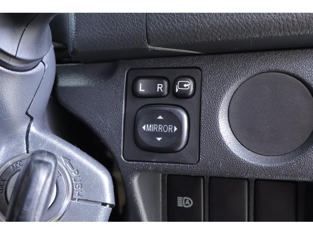 ハイエースバン ロングスーパーＧＬ　４ＷＤ　衝突被害軽減ブレーキ　純正ＳＤナビ　地デジＴＶ　バックカメラ　キーレス　ＥＴＣ　車線逸脱警報　オートハイビーム　電動格納ミラー　Ｂｌｕｅｔｏｏｔｈ接続　ドライブレコーダー　横滑り防止装置　ワンオーナー　雹害車（22枚目）
