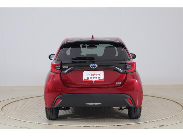 TOYOTA YARIS HYBRID Z