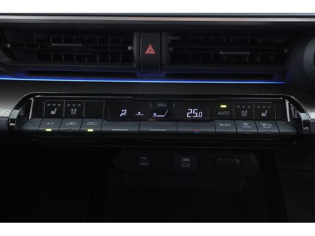 プリウス Ｚ　衝突被害軽減ブレーキ　１２．３インチＤＡナビ　地デジＴＶ　全周囲カメラ　ＢＳＭ　レーダークルーズ　車線逸脱警報　シートヒーター＆クール　ステアリングヒーター　ＡＣ１００Ｖ－１５００Ｗ　クリアランスソナー　ＥＴＣ２．０　パワーバックドア　ワンオーナー（27枚目）